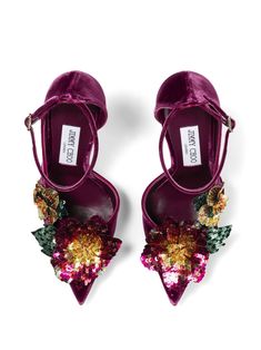 Velvet Pumps, Shoes Heels Classy, Embellished Shoes, Jimmy Choo Heels, Fancy Shoes, Gorgeous Shoes, Footwear Design Women, Carrie Bradshaw, Jimmy Choo Shoes