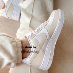 New With Box Hand Painted. Etsy Nike Shoes, Back To School Shoes, Preppy Shoes, Shoes Teen, Cute Nike Shoes, Cute Sneakers, Cute Nikes, Nike Air Force 1 Low, Swag Shoes