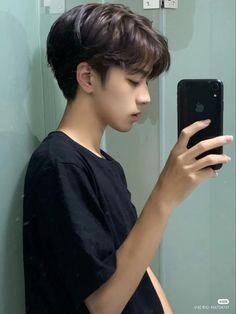 Taper X Two Block, Overgrown 2 Block Haircut, Korean Boy Cut, Two Block X Taper Fade, Short Hair Boyish, Short Boyish Hair, Scaramouche Haircut, Asian Hair Inspo, Boyish Haircut