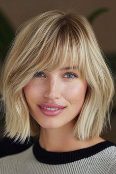 Blonder Bob mit Pony: 48+ Styles » Blonder Bob mit Curtain Bangs ✓ Stumpfer blonder Bob mit Pony ✓ Asymmetrischer blonder Bob ✓ Lockiger blonder Bob ✓ Blonder Bob mit langem Pony [ ➳ Jetzt inspirieren lassen! ] Blond Pony, Langer Pony, Short Layered Bob Hairstyles, Layered Bob Short, Choppy Bob Hairstyles, Choppy Bob, Layered Bob Hairstyles, Layered Bob, Cute Cuts