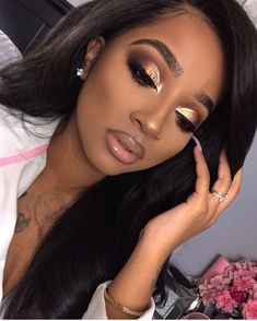 Maquillage Yeux Cut Crease, Prom Makeup Looks, Makeup For Black Skin, Bridal Makeup Natural, Birthday Makeup, Brown Skin Makeup, Braut Make-up, Beauty Make-up, Glamour Makeup