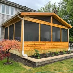 Screen Porch with Cedar walls in Naperville, IL Simple Screened In Porch, Hexagon House, Cabin Porch, All Season Room, Three Season Porch, Cedar Walls, Bedroom Addition