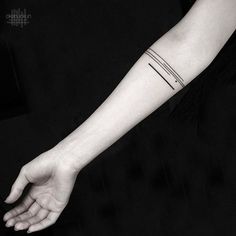 Armband Tattoo For Women Unique, Armband Tattoo For Women, Armband Tattoo Frau, Armband Tattoos For Men, Surreal Tattoo, Bracelet Tattoo, Tattoo Trend, Otaru