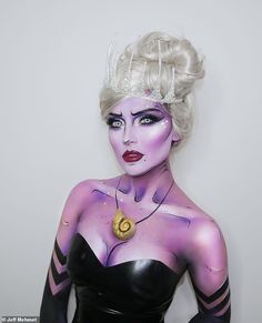 Icy cool: The blonde beauty slipped into a eye-popping PVC bustier dress, which showcased her hourglass curves and tiny waist Ursula Makeup, Cosplay Fairy, Ursula Costume, Boo Bash, Halloweenský Makeup, Halloween Make-up Looks, Best Celebrity Halloween Costumes, Halloween 23, Horror Make-up