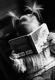 A Series Of Unfortunate Events, Woman Reading, Kids Reading, I Love Books, Book Photography, Love Book, White Photography