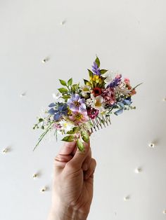 Wild Flower Hair Wedding, Wedding Hair Wildflowers, Wildflower Hair Wedding, Whimsical Wildflower Wedding, Wildflower Hair, Romantic Bridal Hair, Boho Wedding Accessories, Wedding Bridal Hair