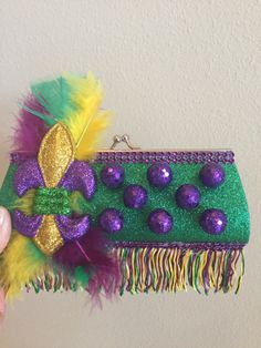 2016 purses Purse Decorations, Purse Ideas, Mardi Gras Beads, Diy Purse, Hand Decorated, Bead Crafts, Nyx