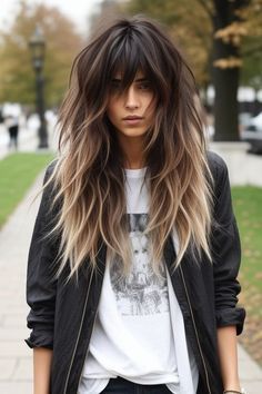 Fall Hair Long Layers, Long Black Hair Color Ideas, Balayage With Fringe Bangs, 2024 Hair Trends For Women Straight, 2025 Hair Styles, Trending Hair Cuts 2024 Women, Ombre Layered Hair, Long Brown Hair Cuts, Curly Long Wolf Cut