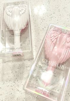 Coquette Hair Brush, Angel Hairbrush, Hairbrush Aesthetic, Angel Brush, Victoria Secret Bedroom, Aesthetic Pink Coquette, Vs Hair, Designs Aesthetic, Cherub Angel