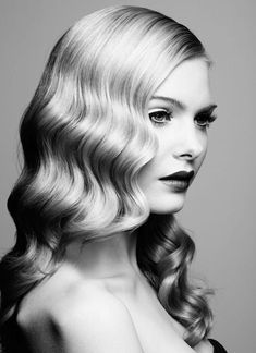 Wavy Hair Tutorial, Hairstyles Retro, Old Hollywood Hair, 2018 Hair, Vintage Curls, Wavy Hairstyles Tutorial