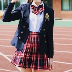 School Dress Korean, Korean Highschool Uniforms, Japanese Uniform Highschool, School Outfits Highschool Uniform, Red School Uniform, Aesthetic Korean Outfits, High School Uniform, Japanese Uniform