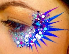 Rave Face Paint, Paint With Glitter, Glitter Face Makeup, Glitter Face Paint, Uv Makeup, Adult Face Painting, Glitter Bar