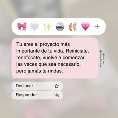 the text message is written in spanish and english