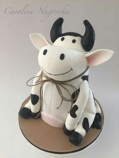 there is a cake made to look like a cow