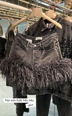 High Fashion Everyday Outfits, High End Fashion Boutique Interior, Denim Chic Aesthetic, Contrast In Fashion, Denim On The Runway, Edgy Denim Mini Bottoms, Edgy Denim Mini Skirt, Luxury Denim Mini Skirt, Vestiti In Jeans