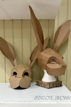 Cardboard rabbit mask costumes Cardboard Rabbit, Cardboard Animal Head, Cardboard Animals, Easter Bunny Costume, Rabbit Costume