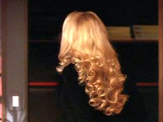 Nelle Porter Ally McBeal S02E17 Civil Wars Cabello Afro Natural, Hair Stylies, Felted Animals, Long Blonde, Long Blonde Hair, Aesthetic Hair, Gorgeous Hair, Needle Felted