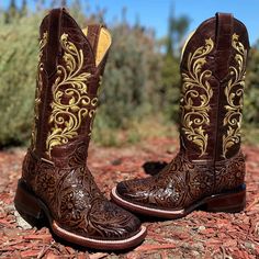 botas cinceladas para mujer Cute Cowgirl Boots Boot Barn, Boots Vaqueras, Edgy Cowgirl Style, Cheetah Print Wedding, Vaquera Boots, Vaquera Boots Brown, Mexican Boots, Cowboy Boots Women Yeehawcowboy.com, Cowgirl Boots Square Toed