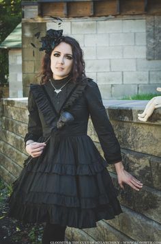 Victorian witch outfit featuring a black mourning dress by Gloomth. Find it on our site in sizes S-5XL #gloomth #witch #halloween #october #halloweenoutfit #witch #victorianwitch #victoriandress #victorianmourning #blackdress #gothicfashion #goth #gothic #gothicvictorian #alt Floral Hat, Gothic Dress, Gothic Lolita