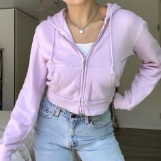 Purple College Outfit, Trendy Purple Sweatshirt For Winter, Trendy Purple Winter Hoodie, Light Purple Zip Up Hoodie Outfit, Trendy Purple Winter Sweatshirt, Light Purple Outfit Aesthetic Korean, About School, Casual College Outfits, Stylish Hoodies