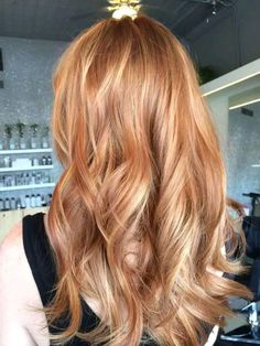 Blonde Highlights On Ginger Hair Natural Red, Dimensional Strawberry Blonde, Strawberry Hair, Strawberry Blonde Hair, Brown Blonde Hair