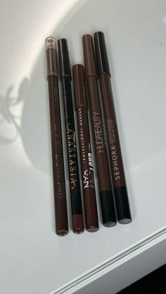 #lipliner #makeup #brown #shades Dark Brown Lip Combo, Best Brown Lip Liner, Brown Lip Products, Brown Girl Makeup Products, Lipliner Shades, Lipliner Aesthetic, Dark Lipliner, Brown Lippies, Lip Liner Aesthetic