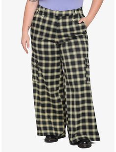 Yellow & Black Plaid Wide-Leg Cargo Pants Plus Size Little Shirt Big Pants, Cargo Pants Plus Size, Fun Pants, Yellow Plaid, Black Plaid, Yellow Black