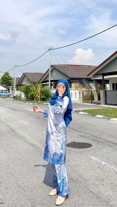 Ootd white and blue baju kurung Hijab Tutorial, Dress Outfits, Ootd, Street Style, Dresses, Blue, White, Quick Saves, Clothes