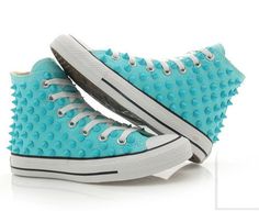 Converse studded Chuck Taylor custum converse high top skyblue shoes... WANT SOO BADDD Skyblue Shoes, Cool Converse, Cute Converse, Converse High Top, Wedding Converse, Custom Converse, All Stars Converse, Outfits With Converse, Converse Sneakers