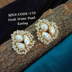 Fresh Water Pearl Earring New collection #pearl #earring #erarings #nakshora #boutique #latest #trending #newyork #collection #jewellery #fashion #bangle Pearl Earring, Fresh Water Pearl, Water Pearls, Kundan Jewellery, New Collection, Fresh Water, Freshwater Pearls, Pearl Earrings, Bangles