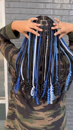 Akron Knotless Braider | Slayed By Liz LLC on Instagram: "Reminds Me Of Snow Miser 🥶🧊❄️ Knotless With 3 Custom Blends & Blue Hair Tinsel #knotlessbraids #knotlessboxbraids #customblend #hairblend #blendedhair #braidinghair #braids #braidstyles #braider #braidideas #braidinspo #hair #bluebraids #icy #winterhair #akronhairstylist #akronbraider #akronstylist #akronsalon #ohiohairstylist #ohiobraider #ohiostylist #akron #hairfashion #hairart #art #hairtinsel #winterfashion #blue #snowmiser" Red And Blue Knotless Braids, Sky Blue Knotless Braids, Knotless Box Braids Blue And Black, Black Braids With Blue Highlights, Icy Blue Braids, Blue Box Braids With Curly Ends, Neopolitan Colored Knotless Braids, Blue And Black Peekaboo Braids, Blue And Black Hair Braids