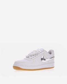 NIKE x AIR FORCE 1 TRAVIS SCOTT | W E A R L I N E Air Force 1 Travis Scott, Travis Scott Shoes, Shoes Air Force, Baskets Nike, Des Baskets, Shoes Air, Air Force Sneakers, Travis Scott, Nike Air Force 1