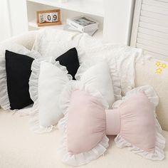 Bow Pillow, Shaped Pillows, Bow Pillows, Simple Home Decoration, Bed Living Room, Bank Bed, Pink Room Decor, Simple Sofa, Shaped Pillow