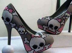 Skull Heels, Skull Shoes, Casual Cosplay, Hot Heels, Punk Emo, Painted Shoes