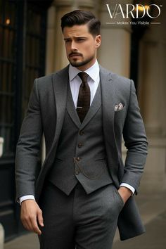 Vintage Three-piece Suit For Business, Three Piece Suit For Men, 3 Piece Suit Men, Best Wedding Suits, Grey Suit Wedding, Grey Suit Men, Dark Gray Suit, Stylish Mens Suits, Suit For Men