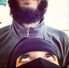 Niqab Photography, Muslim Beard, Mode Niqab, Islam Marriage, Muslim Brides, Muslim Images, Muslim Couple Photography, Cute Muslim Couples, Muslim Women Hijab