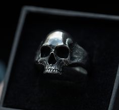 Material: Sterling silver 925 The average weight of the ring is 13 grams This ring is made entirely by hand. give me time to do it for you This skull ring is suitable for any clothing that men and women Please note that actual colors may vary slightly from their appearance on screen. For more information, please visit my shop policies. If you have any questions, please do not hesitate to contact me. Delivery of the world Skull Ring For Women, Skull Rings, Silver Skull Ring, Signet Rings, Skull Jewelry, Average Weight, 925 Silver Ring, Star Ring, Skull Ring