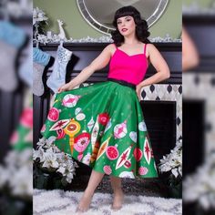 New With Tags, Never Worn Full Skirt With Deep Pockets, Hidden Zipper. Nonsmoking Pet Friendly Home. Festive Fitted Green Skirt, Fitted Holiday Skirt, Couture Skirts, Rockabilly Girl, Pinup Couture, Green Skirt, Full Skirt, Hidden Zipper, Green Color