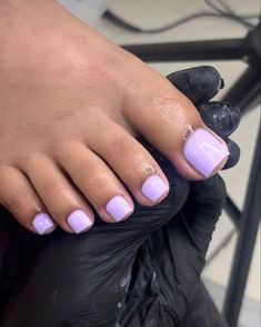 ˚୨୧⋆ @bella2angel Lavender Toe Nails, Mani Pedi Combos, Nails Sets, Toes Nails, Brown Acrylic Nails, Small Nails, Toe Nail Color