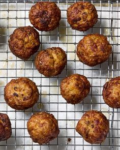 overhead shot of meatballs on a cooling rack. Making Meatballs, The Best Meatballs, How To Make Meatballs, Best Meatballs, Pork Meatballs, Cooking White Rice, Sweet Chili Sauce, Sweet Chili, Filipino Recipes