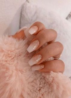 Unghie Sfumate, Bright Summer Nails, Summer Nail Art, Glittery Nails, White Acrylic Nails, Summer Acrylic Nails, Nails Pink, Pink Nail, Coffin Nails Designs