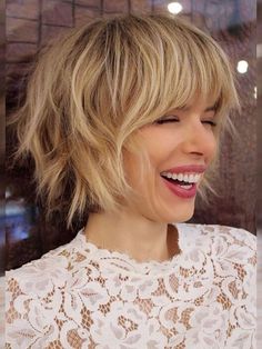 Flattering, Sweat-Friendly Haircuts To Bring To Your Stylist for Summer | Southern Living Short Choppy Hairstyles, Choppy Hairstyles, Modern Shag Haircut, Dunner Wordend Haar, Short Shag Haircuts, Choppy Bob Hairstyles