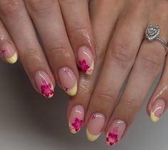 @lakayla.thenailfaerie Tropical Manicure Ideas, Tiger Lily Nails, Gel Nails Ideas Short Summer Simple, Pink Orange Nails, Pink And Yellow Nails, Hawaiian Nails, Cherry Nails, Summery Nails, Girly Acrylic Nails