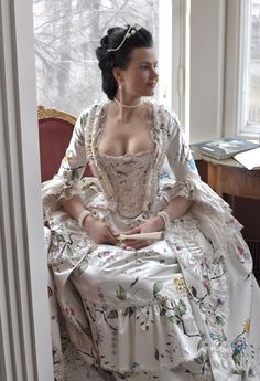 1700s Dresses, 18th Century Dresses, 18th Century Dress, Rococo Fashion, 18th Century Clothing, Century Dress, Corset Fashion, Old Fashion Dresses, 18th Century Fashion