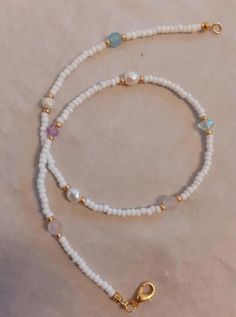 Big Bead Jewelry, Beaded Diy Necklace, Aesthetic Diy Necklaces, Beaded Necklace Designs Aesthetic, Beading Necklaces Ideas, Necklaces Diy Ideas, Cute Necklaces Beads, Boho Beaded Jewelry, Diy Beads Necklace