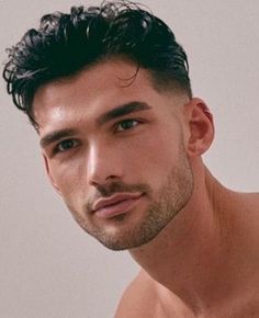 Italian Slick Back Hair Men, Slick Back Wavy Hair Men, Men’s Pushed Back Hair, Italian Mens Haircut, Men Slick Back Hairstyle Curly, Slicked Back Hair Men Curly, Side Part Skin Fade, Short Slick Back Hair Men, Slick Hairstyles Men