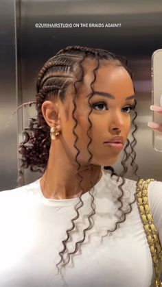 Cheveux afro : 14 idées de coiffures protectrices simples et efficaces Grazia Big Box Braids Hairstyles, Goddess Braids Hairstyles, Box Braids Hairstyles For Black Women, Braided Cornrow Hairstyles, Cute Box Braids Hairstyles, Quick Braided Hairstyles, Protective Hairstyles Braids, Hair Twist Styles, Cool Braid Hairstyles