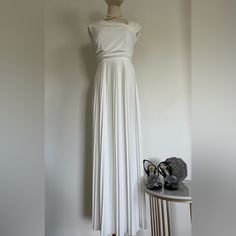 Amazing Dress In Greek Style! New, Never Been Worn! Size 38 ( M European) Dimensions, Check Photos Please! White Pleated Floor-length Dress, White Pleated Maxi Dress For Party, White Fitted Pleated Maxi Dress, White Pleated Evening Dress, Chic White Maxi Dress For Banquet, A-line Pleated Maxi Dress For Wedding, Wedding A-line Maxi Dress With Pleats, Formal White Pleated Maxi Dress, Pleated Summer Wedding Evening Dress