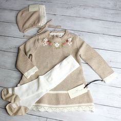 New With Tags Max Studio Baby Cable Knit Sweater Dress, Bonnet, And Tights Set Dress And Hat: 100% Cotton Tights 76% Cotton 22% Polyester 2% Spandex Infant Baby Girl Size 3-6 Months This Three-Piece Long Sleeve Cable Knit Sweater Dress Lot Is Adorable. The Dress Is A Soft Beige Color With Off White Crocheted Lace Trim. The Upper Bodice Has Embroidered Flowers That Are Off White, Vintage Pink, And Pale Red With Sage Green Leaves. The Dress Has Back Button Fasteners. The Bonnet Matches The Dress A Sage Green Leaves, Tunics With Leggings, Infant Baby Girl, Girls Sweater Dress, Cotton Tights, Knit Tights, Cable Knit Sweater Dress, Denim Overall Dress