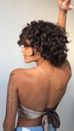 Short Curly Cuts, Natural Curly Hair Cuts, Wavy Bob Haircuts, Haircuts For Curly Hair, Hairdos For Curly Hair, Hairstyles For Curly Hair, Curly Hair Inspiration